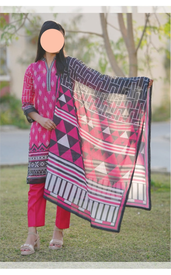 Kashmala 3 Piece Digital Printed Lawn Suit – Elegant Unstitched
