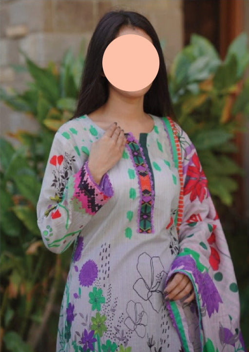 Kashmala 3 Piece Digital Printed Lawn Suit – Elegant Unstitched