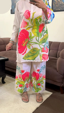 Medium Swiss Lawn Digital Floral Print 2 Piece – Stitched Ladies Summer Suit