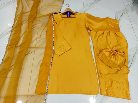 Medium Pearls Attached Shamose Silk 4 Piece – Plain Shirt with 3 Yards Farshi Shalwar & Lace Dupatta