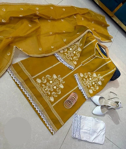 Medium Embroidered Organza 3 Piece – Lace Shirt with Cotton Trouser & Dupatta