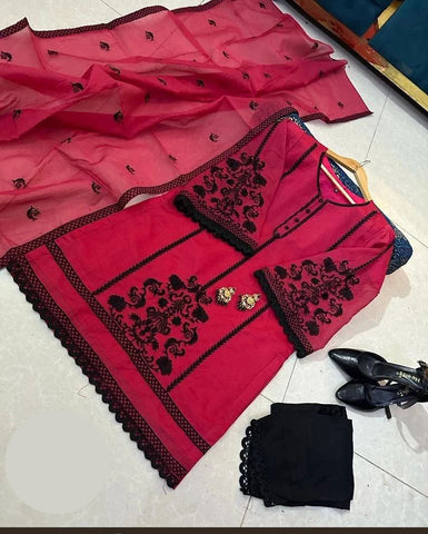 Medium Embroidered Organza 3 Piece – Lace Shirt with Cotton Trouser & Dupatta