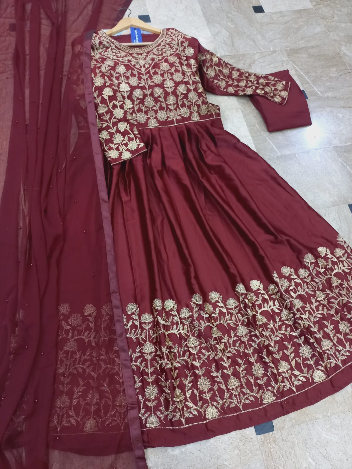 Medium Heavy Embroidered Maxi 3 Piece – Shamose with Pearls Chiffon Dupatta