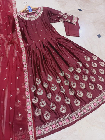 Medium Neck & Sleeves Border Embroidery Maxi 3 Piece – Shamose Silk with Chiffon Dupatta