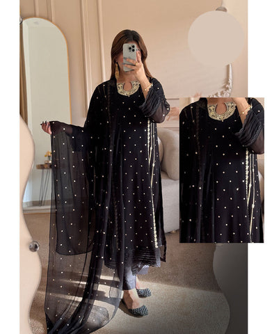 Medium Organza Front Neck Embroidered 3 Piece – Long Shirt with Allover Dupatta