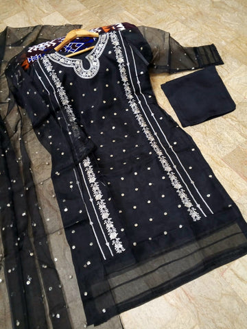 Medium Organza Front Neck Embroidered 3 Piece – Long Shirt with Allover Dupatta