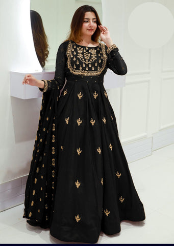 Medium All Over Zarri Embroidered Maxi 3 Piece – Chiffon with Polka Dot Dupatta