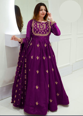 Medium All Over Zarri Embroidered Maxi 3 Piece – Chiffon with Polka Dot Dupatta