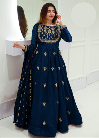 Medium All Over Zarri Embroidered Maxi 3 Piece – Chiffon with Polka Dot Dupatta