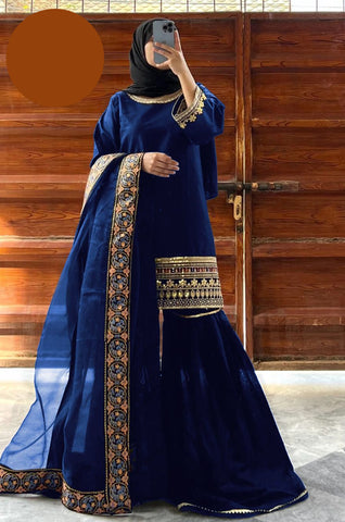 Medium Sequence Zarri Embroidered Short Shirt with Garara 3 Piece – Shamose Silk