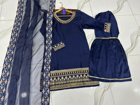 Medium Sequence Zarri Embroidered Short Shirt with Garara 3 Piece – Shamose Silk