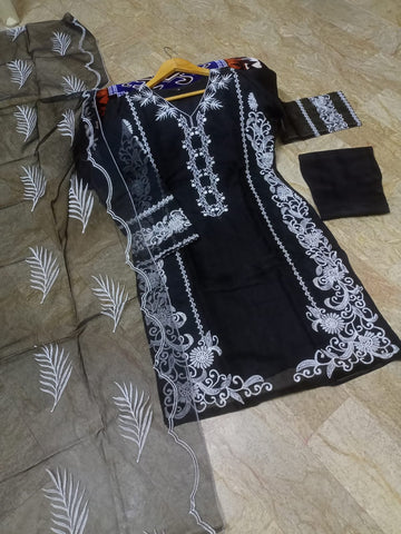 Medium Organza Neck, Sleeves & Daman Embroidered 3 Piece – Stitched Suit with Dupatta