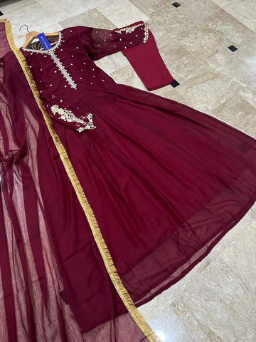 Kaya Work Embroidered Chiffon Long Maxi 3 Piece – With Lace Dupatta
