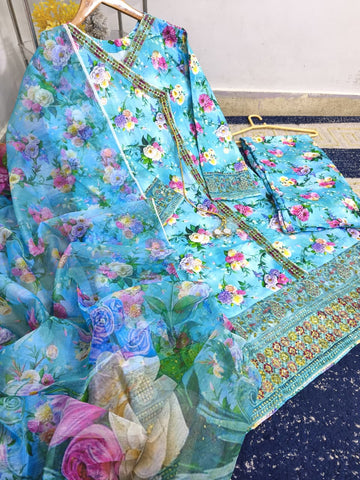 Standard Angrakha Style Bana Dora Lawn 3PC – Digital Printed with Embroidery Patch Work & Organza Dupatta 2K26