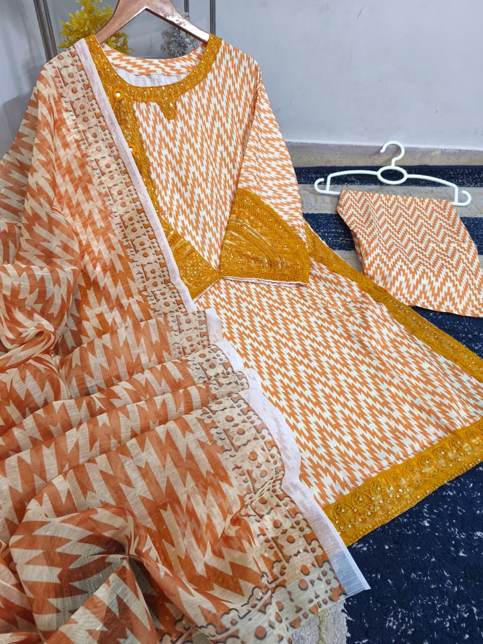 Standard Digital Printed Bana Dora Lawn 3 Piece – Embroidery Patch Work with Organza Dupatta 2K26