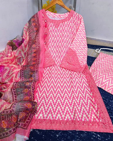 Standard Digital Printed Bana Dora Lawn 3 Piece – Embroidery Patch Work with Organza Dupatta 2K26