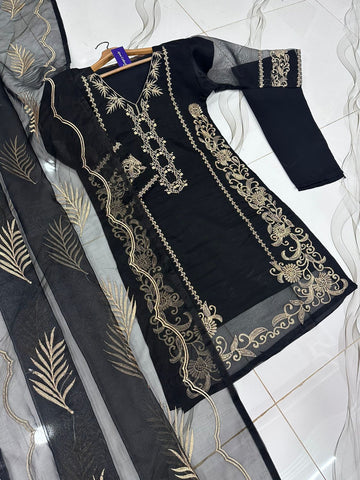 Leaves Design Embroidered Organza 3 Piece – With Dupatta