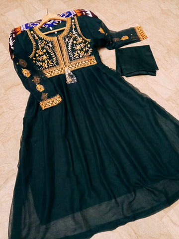 Medium Front Sequence Embroidered Maxi 2 Piece – Chiffon with Crepe Malai Trouser